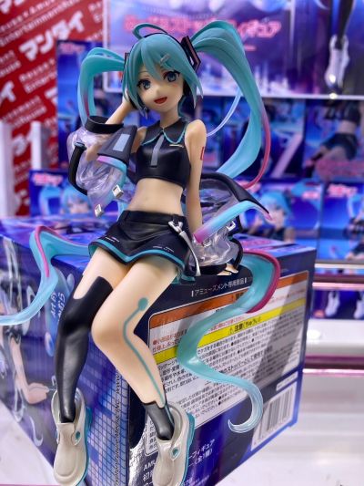 初音未来 压泡面人偶-炫彩科技款-