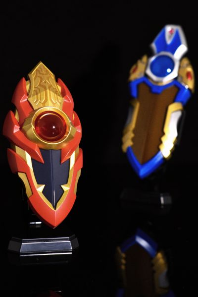 奥特复刻 骑士护腕 -发光版-