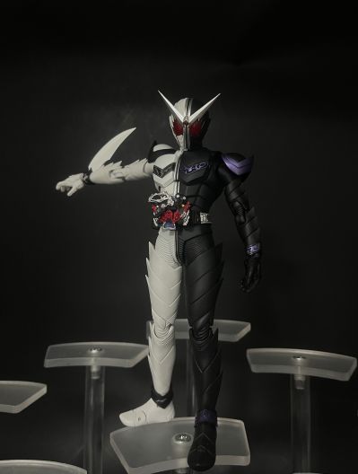 S.H.Figuarts（真骨雕制制法）假面骑士双骑 獠牙王牌形态（风都侦探改编动画纪念版）