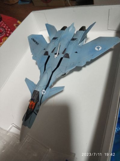 超时空要塞plus 1/72 VF-11B Thunderbolt