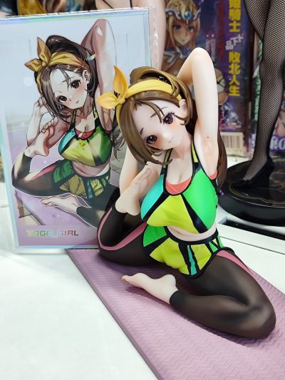 瑜伽少女