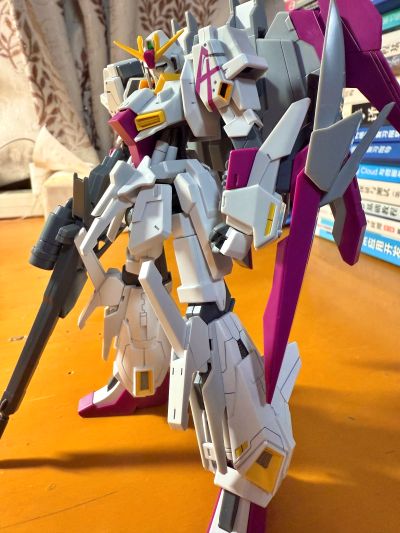 HGBF HOBBY HOBBY 惊异创形者 白色闪电Z高达