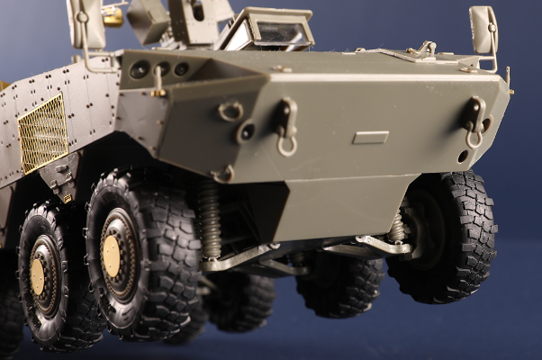 编号:84509 1/35 装甲车辆系列 以色列埃坦轮式装甲运输车