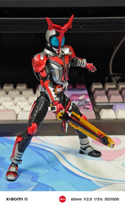 S.H.Figuarts（真骨雕制法）假面骑士甲斗王 超越形态 真骨雕制法10周年纪念版