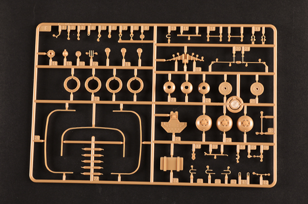 编号:63540 1/35 装甲车辆系列 GMC DUKW-353两栖运输车带105毫米榴弹炮