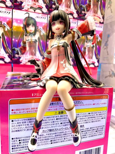 战双：帕弥什 泡面压人偶 -蒲牢·华钟 赤锦洄梦-