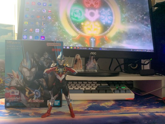 S.H.Figuarts 欧布奥特曼 三重形态