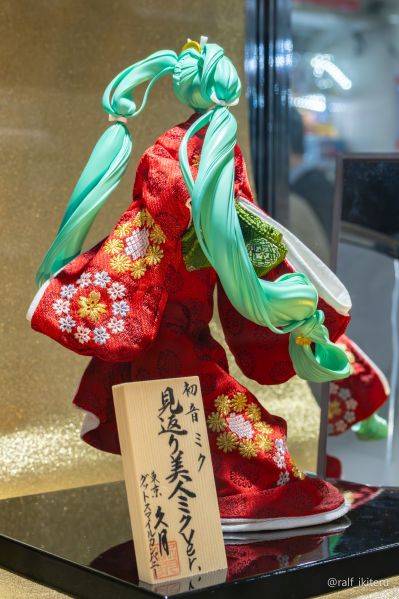 初音未来 回首美人图  -久月联名日本人偶-