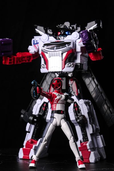 S.H.Figuarts  奔奔红（暂译）