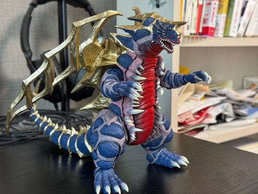 S.H.Figuarts 欧布猛斯王