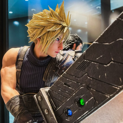 SQUARE ENIX主线 最终幻想7 重生 萨菲罗斯