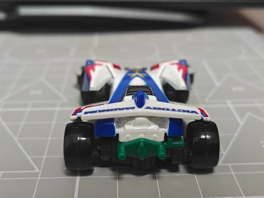 多美卡高级无限 四驱兄弟！！迷你四驱 胜利冲锋