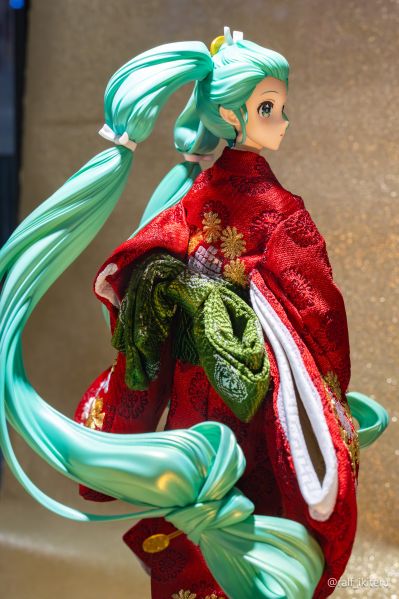 初音未来 回首美人图  -久月联名日本人偶-