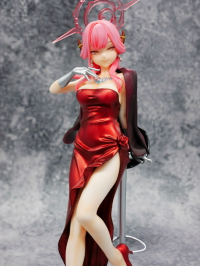 蔚蓝档案 陆八魔爱露（礼服）