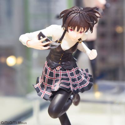 女神异闻录5皇家版 新岛真 校服