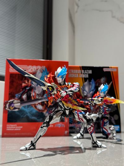 S.H.Figuarts 布莱泽奥特曼 法多兰盔甲