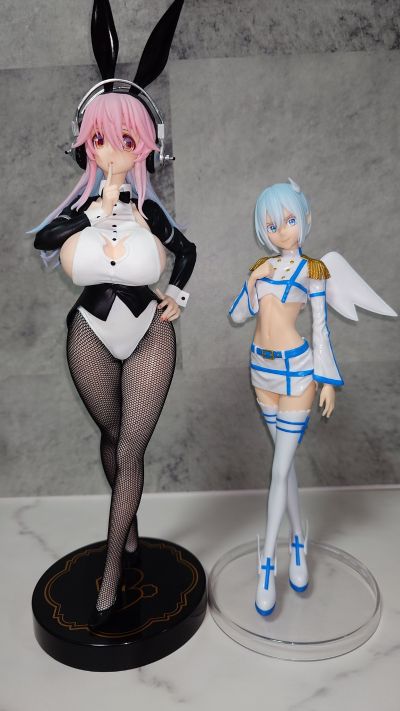 BiCute Bunnies 超级索尼子 新绘制兔女郎 燕尾