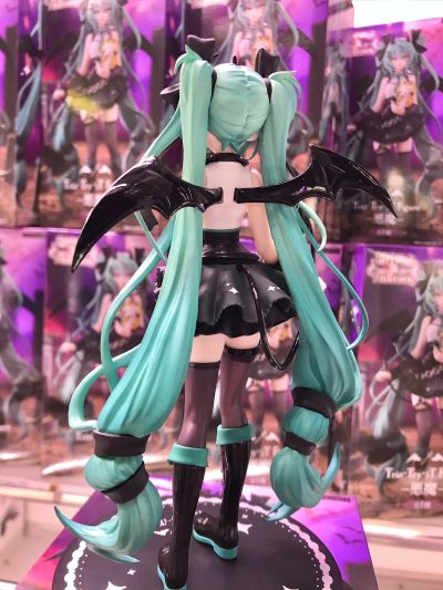 Trio-Try-iT 初音未来×小浣熊拉斯卡尔 恶魔