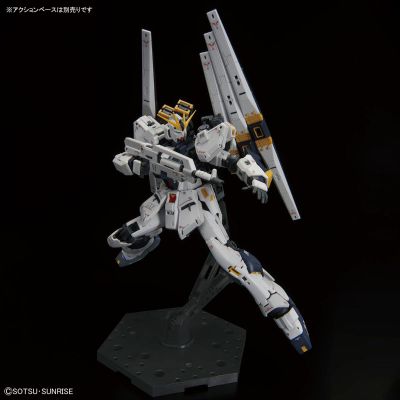 RG 1/144 ν高达（双翼浮游炮装备型）
