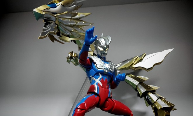 铠甲勇士-光之帝皇战龙