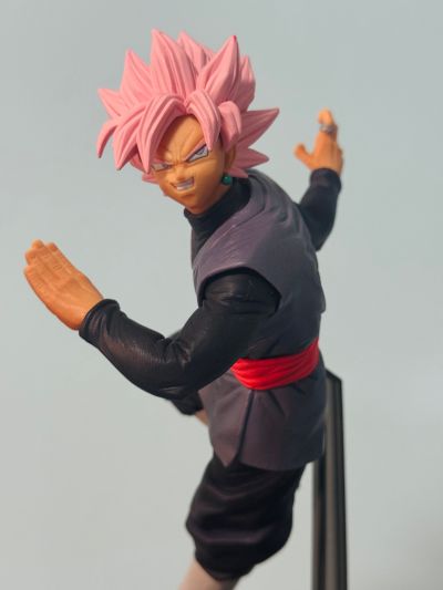 龙珠超 孙悟空FES!! 其之五  黑悟空 超级赛亚人桃红