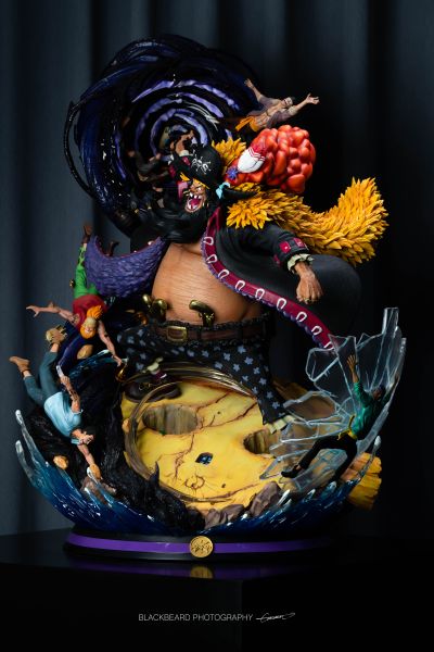 FiguartsZERO [超激战]  马歇尔·D·提奇-暗水-