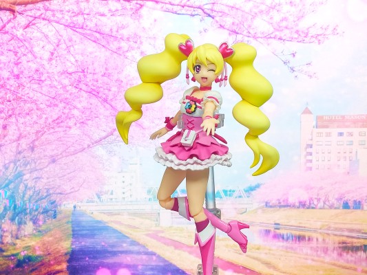 S.H.Figuarts   桃天使 -光之美少女设计师版本-