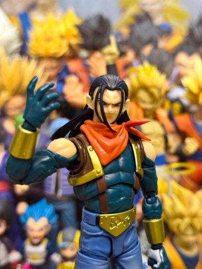 S.H.Figuarts 超级17号