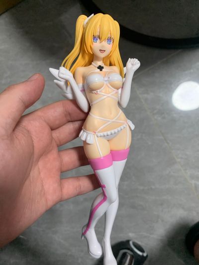 2.5次元的诱惑 独特魅力  莉莉艾露 卫生小队造型