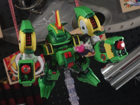 果宝特攻拼装机甲系列模型 小果战宝