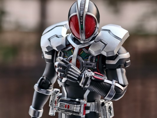 S.H.Figuarts（真骨雕制法） 假面骑士555 加速形态