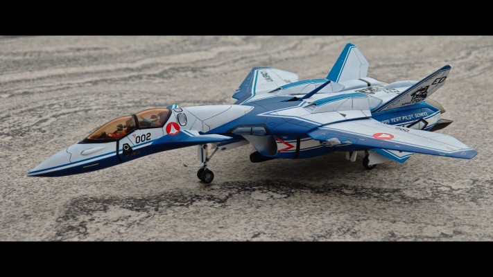 65866 超时空要塞系列 VF-11D 雷电 “试飞员学校”