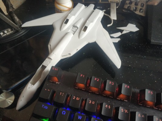 超时空要塞plus 1/72 YF-19