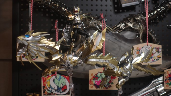 铠甲勇士-光之帝皇战龙