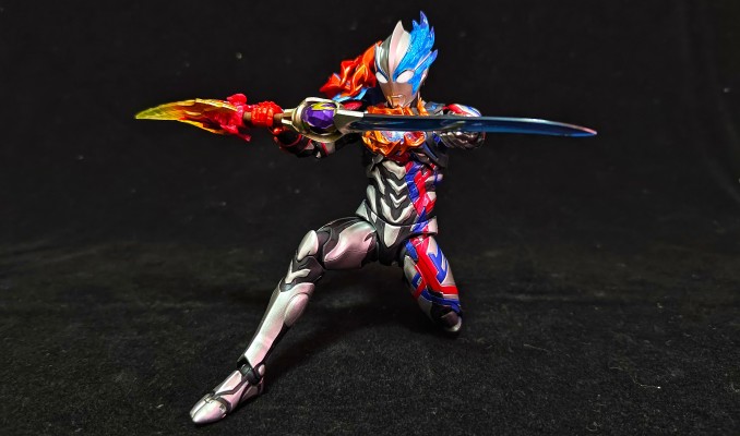 S.H.Figuarts 布莱泽奥特曼 法多兰盔甲