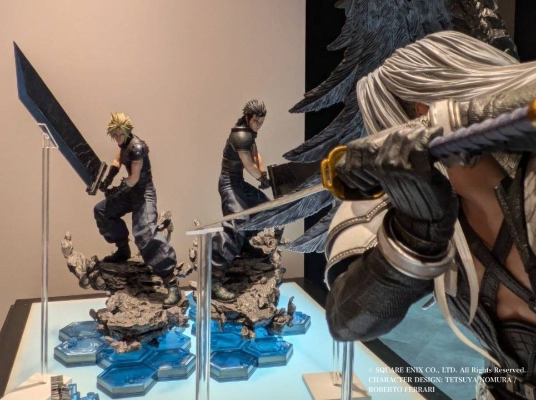 SQUARE ENIX主线 最终幻想7 重生 萨菲罗斯