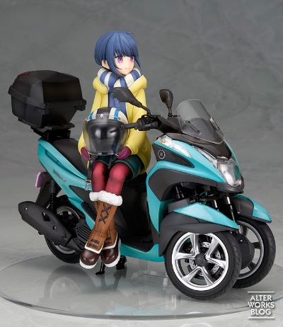 摇曳露营△ 志摩凛+三轮摩托