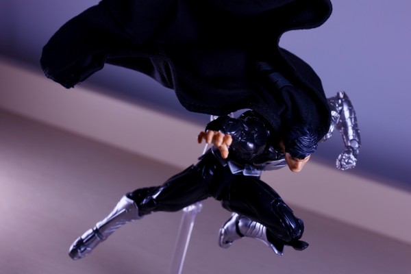 惊奇山口式 编号027EX DC 超人（经典黑）