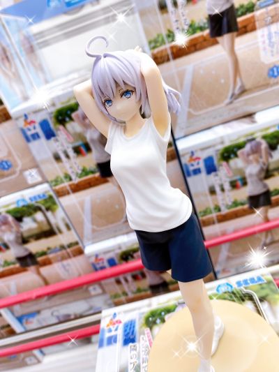 不时用俄语小声说真心话的邻桌艾莉同学动画版 Luminasta “艾莉”运动服