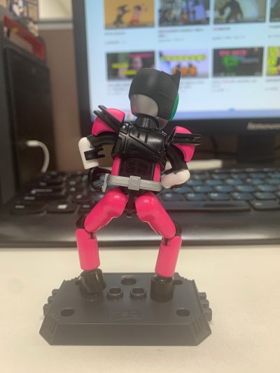 变形金刚大师级 MP-59 犀牛勇士