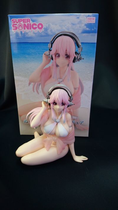 压泡面 超级索尼子 白色比基尼