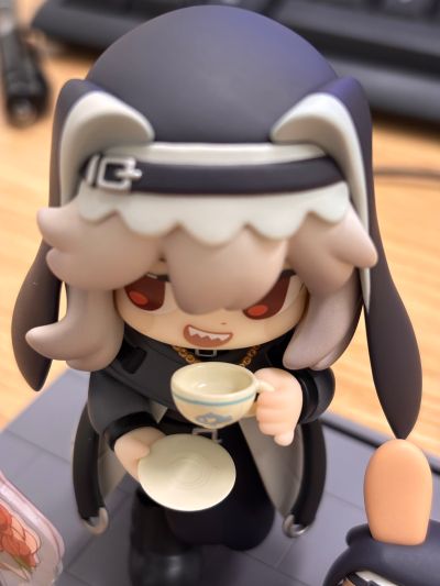 明日方舟 来份甜点Q版系列 幽灵鲨