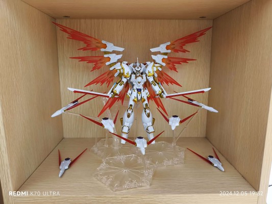 HG 1/144 黑骑士小队 神鸟