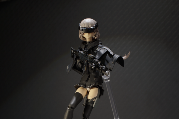 小军械库 LA076 20式突击步枪