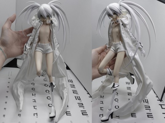 REAL ACTION HEROES #572 黑岩射手 黑岩射手 White ver. 