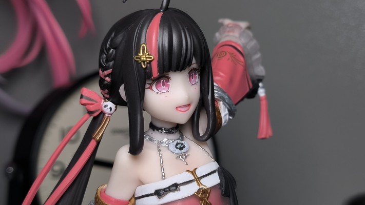 战双：帕弥什 泡面压人偶 -蒲牢·华钟 赤锦洄梦-