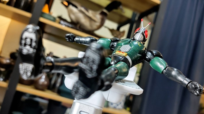 S.H.Figuarts  假面骑士暗日重生（2009上市）