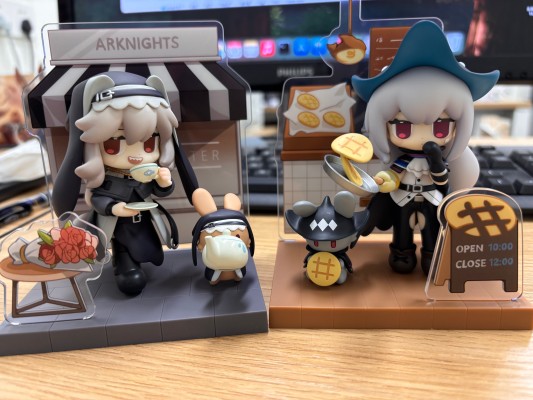 明日方舟 来份甜点Q版系列 斯卡蒂