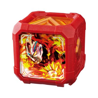 DX亚刻魔方Premium 亚刻奥特曼套装