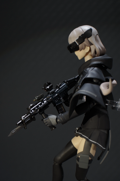 小军械库 LA076 20式突击步枪